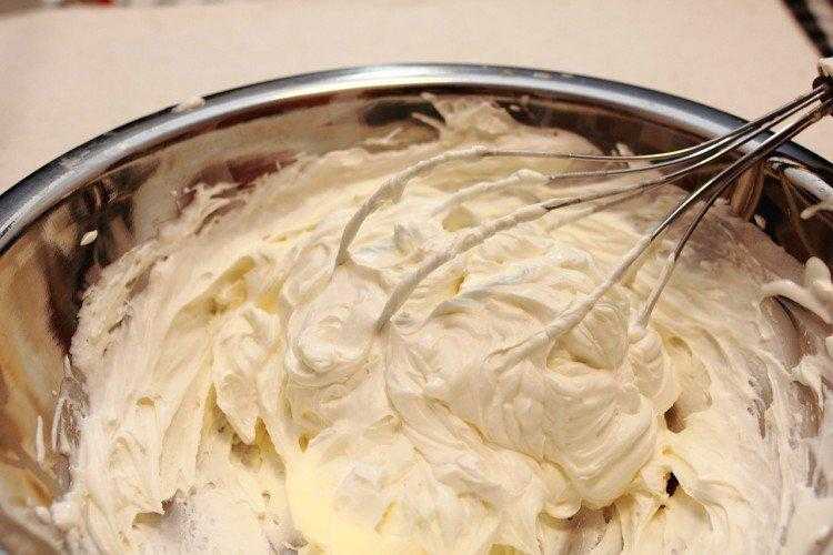 Йогуртовый торт с клубникой