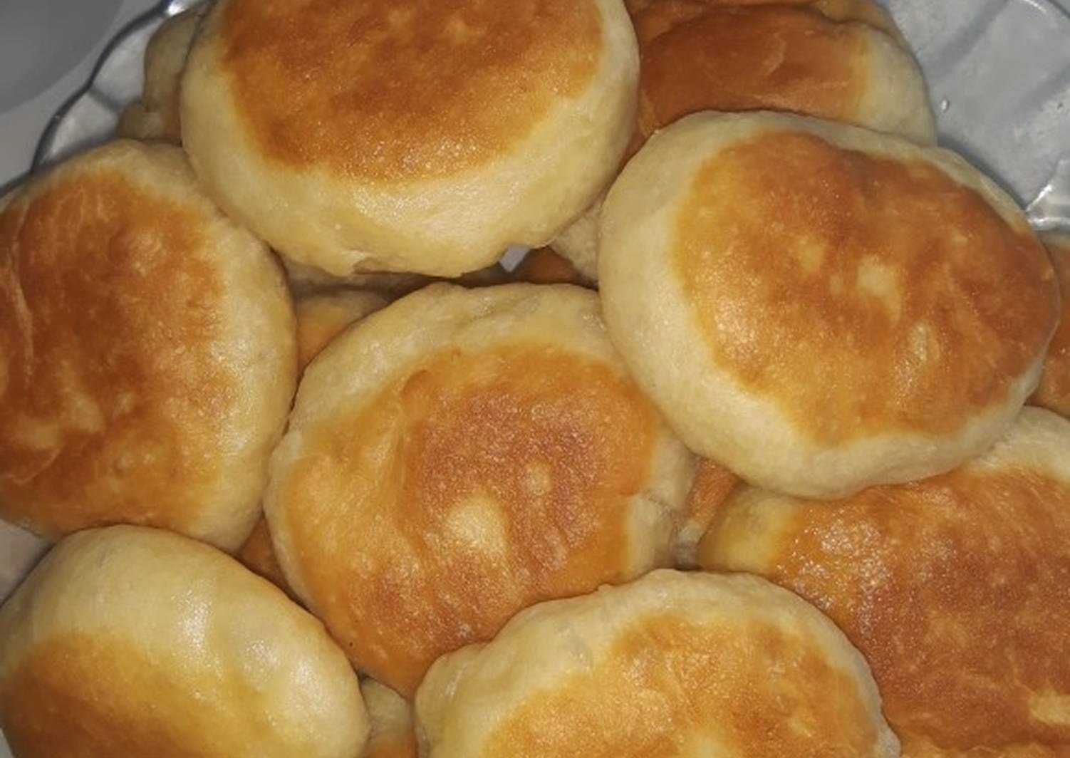 Пирожки на сметане жареные на сковороде без дрожжей рецепт с фото