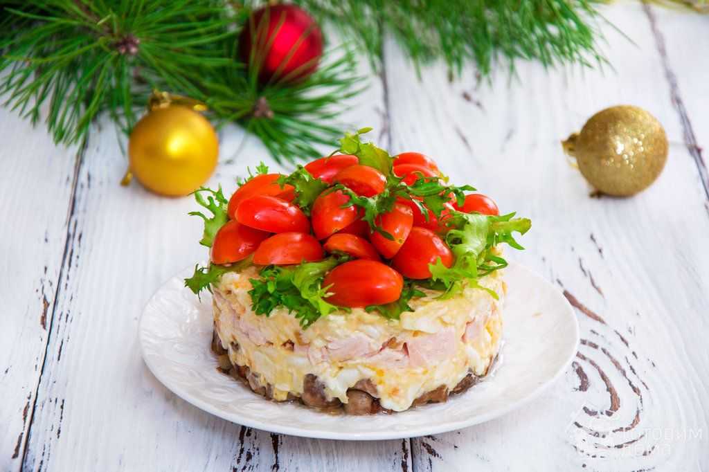 Салат с грибами и курицей - 7 рецептов очень вкусных салатов