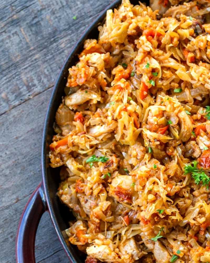 Солянка с рисом и капустой - 10 пошаговых фото в рецепте