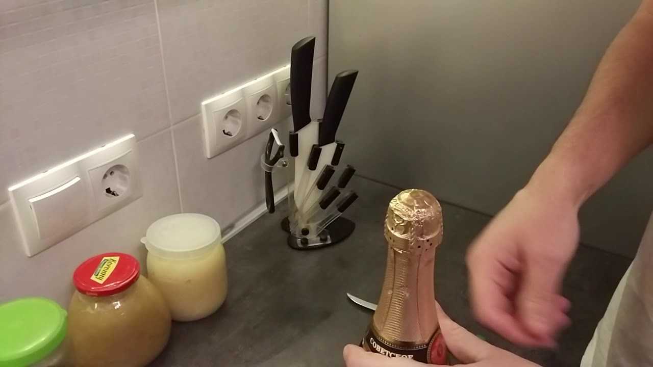 Как открыть бутылку шампанского по правилам этикета, со «спецэффектами», и если сломалась пробка