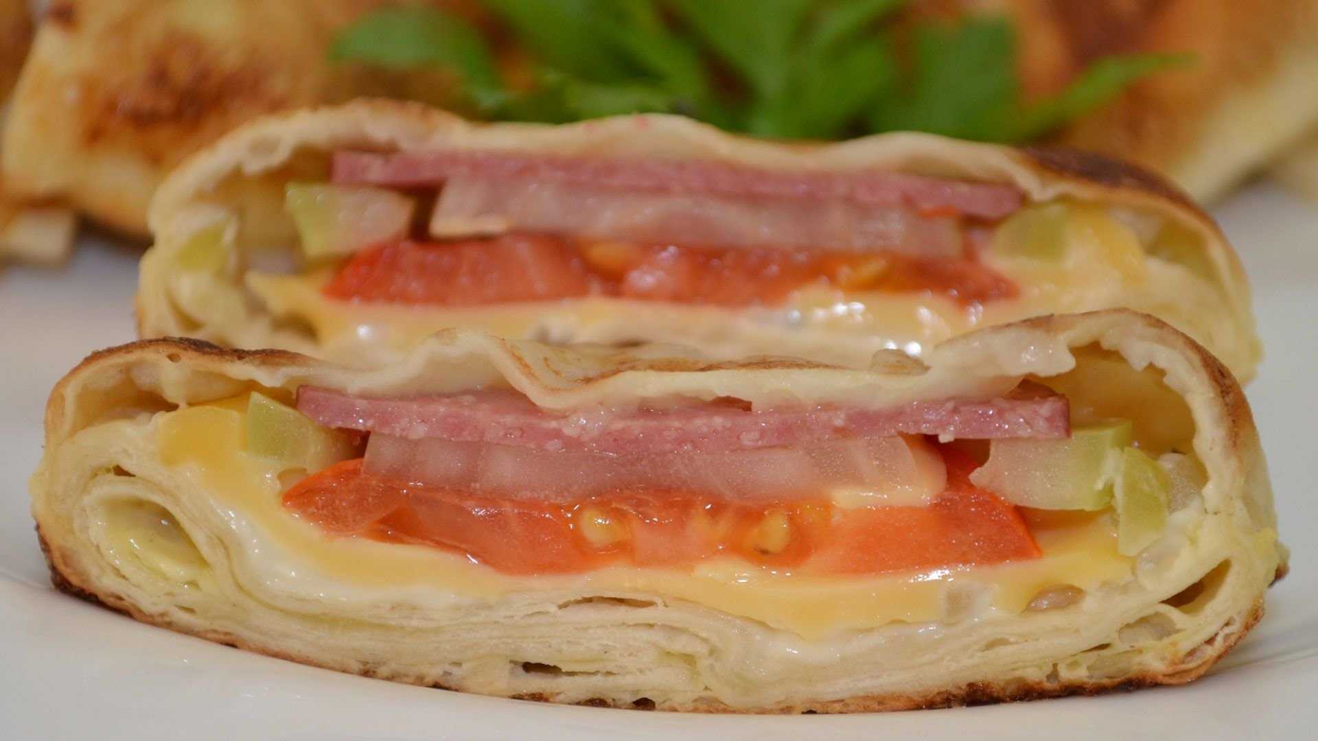 пицца с лавашом на сковороде с яйцом и сыром и колбасой и помидорами рецепт приготовления фото 54