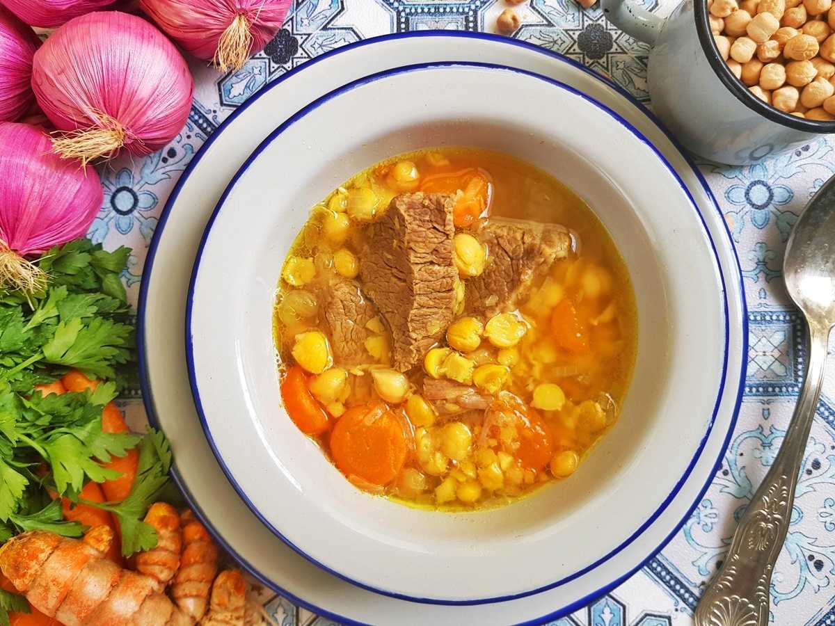 Суп с нутом - 7 рецептов с курицей, говядиной, мясом, пошагово