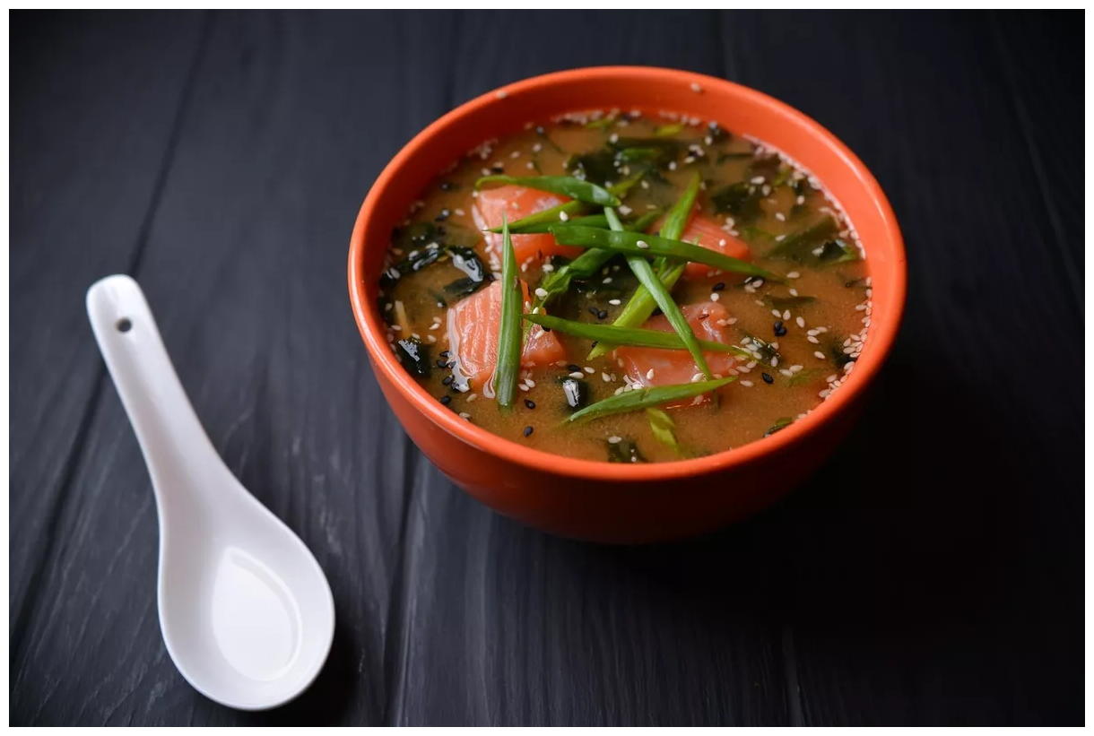 Суп с яичной лапшой — 8 отличных рецептов для семейного обеда