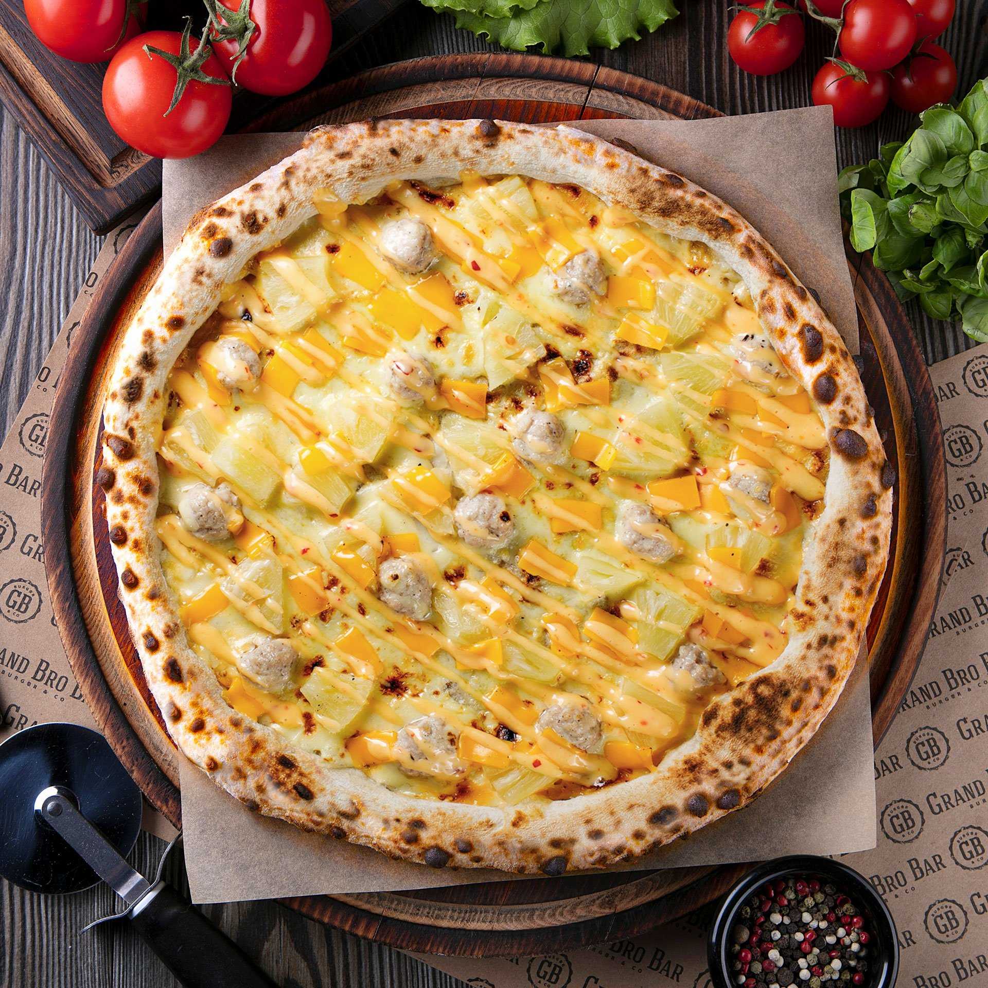 пицца гавайская с ананасами и курицей рецепт в домашних (120) фото