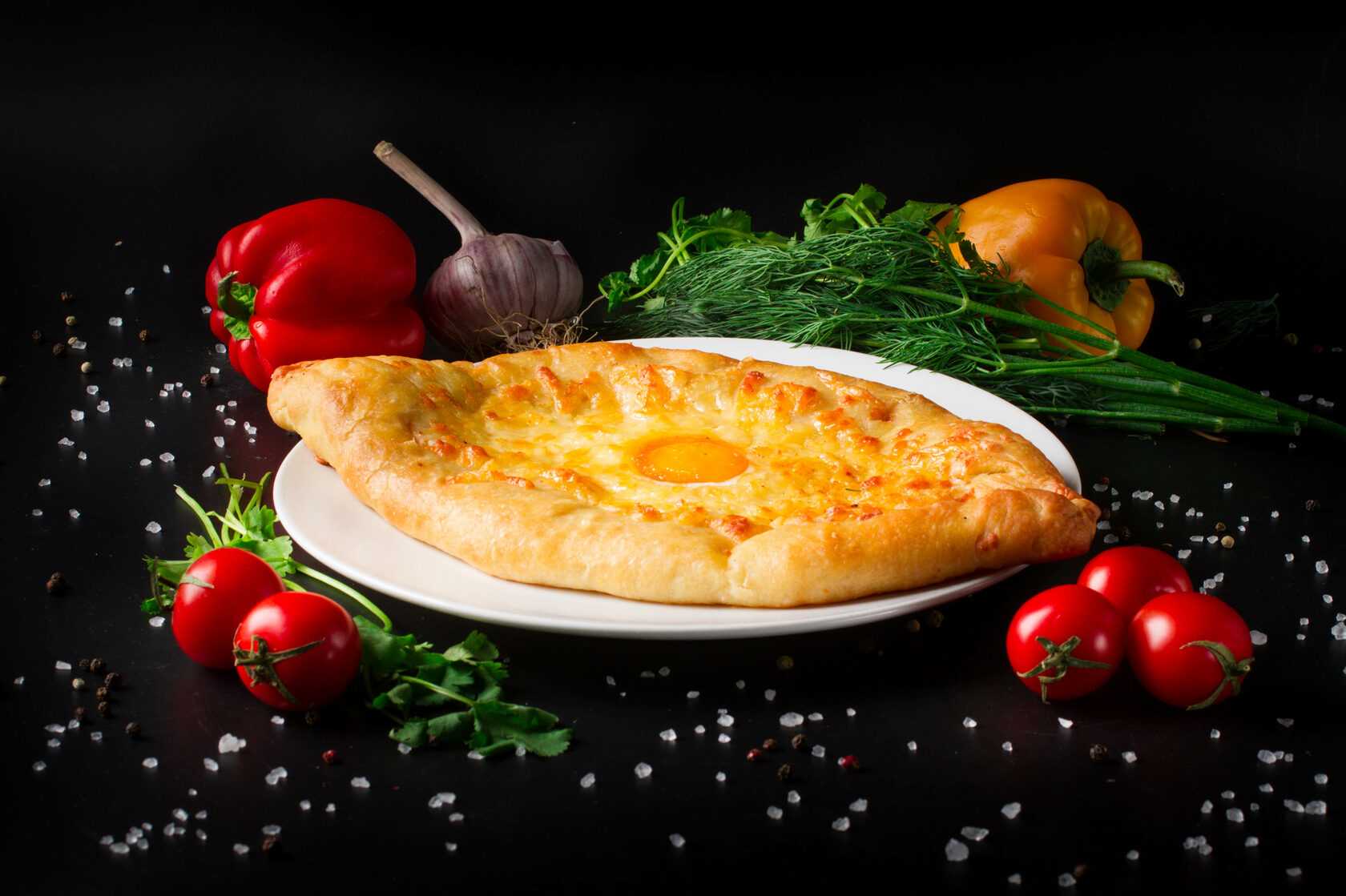 Домашняя пицца в духовке: быстро и легко. 8 вкусных и простых рецептов